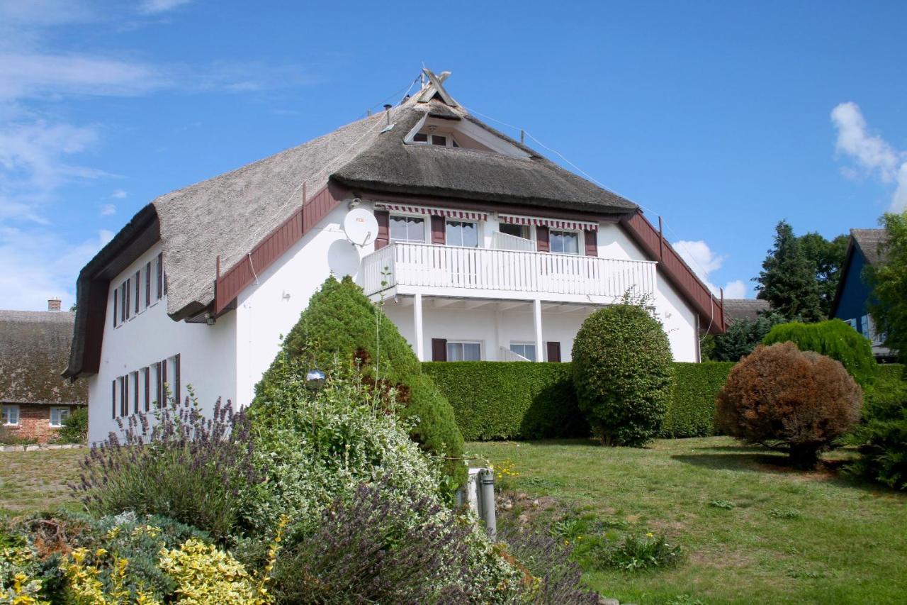 Apartamento Haus Am Bodden Groß Zicker Exterior foto