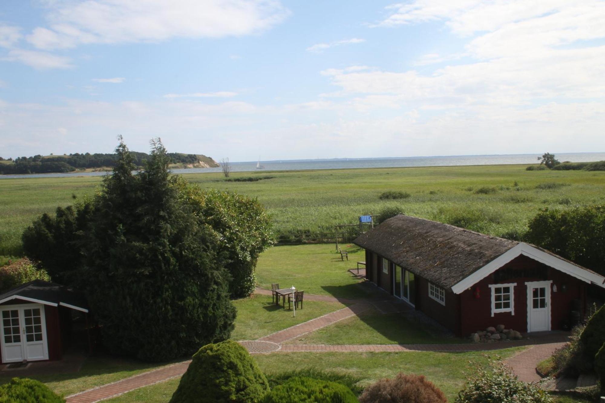 Apartamento Haus Am Bodden Groß Zicker Exterior foto